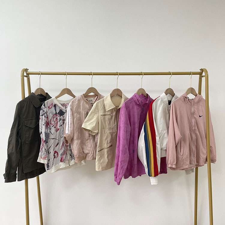 Jaket Wanita Terpakai