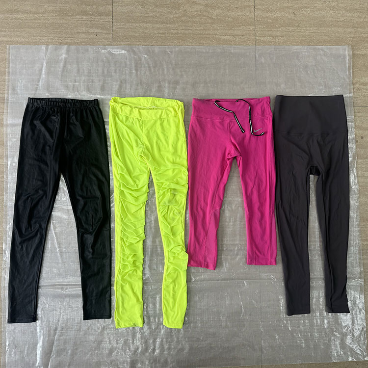 Legging Wanita Terpakai