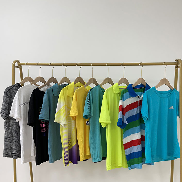 T-Shirt Lelaki Lengan Pendek Terpakai