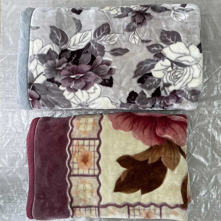 Selimut Tebal Terpakai